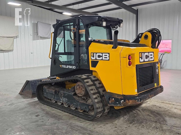 2022-jcb-3ts-8t-image-4