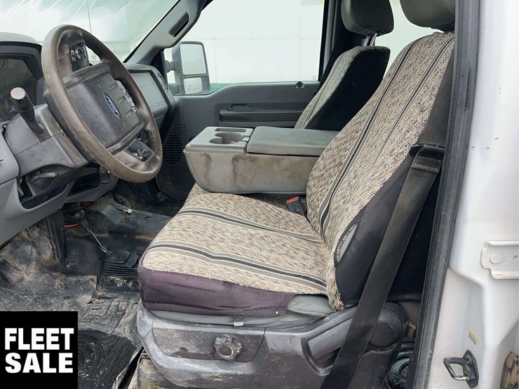 2014-ford-f350-image-13