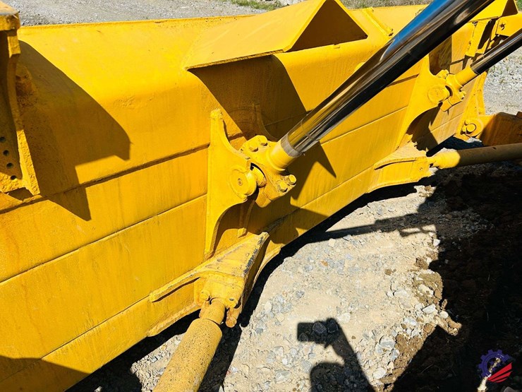 2022-komatsu-d65px-18-image-46