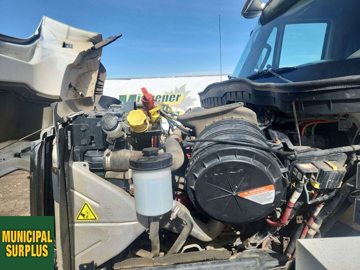 2018-international-workstar-7400-image-24