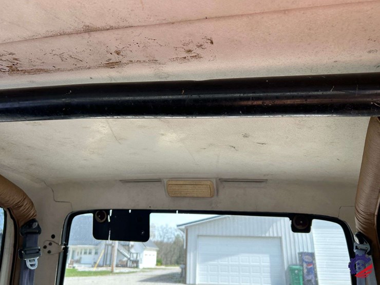 1994-jeep-wrangler-image-69