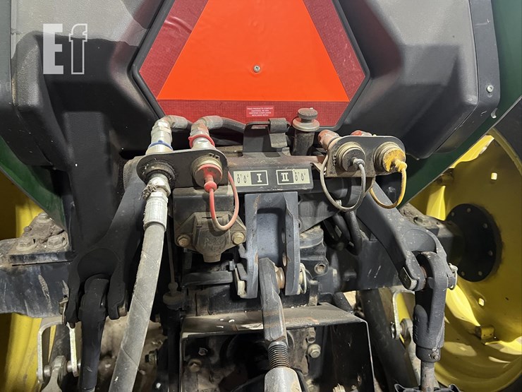 2001-john-deere-5320-image-3