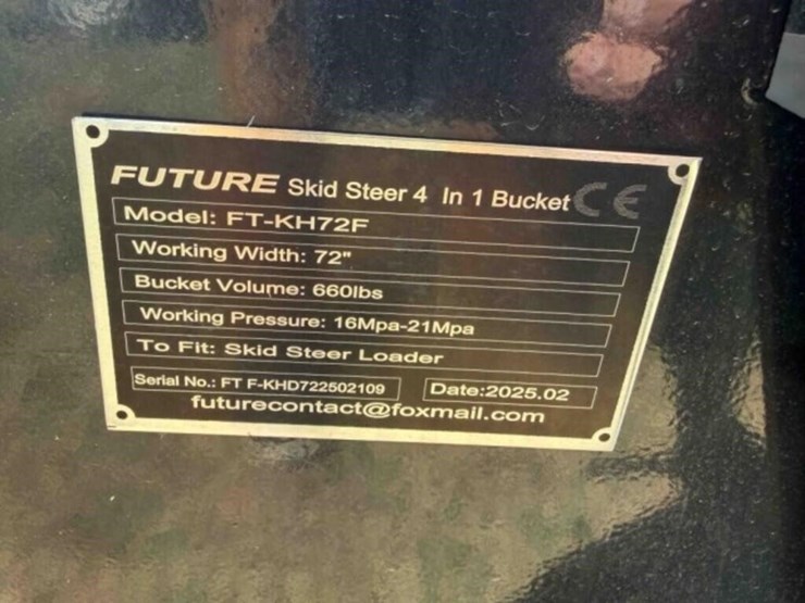 future-skid-steer-4-in-1-bucket-image-4