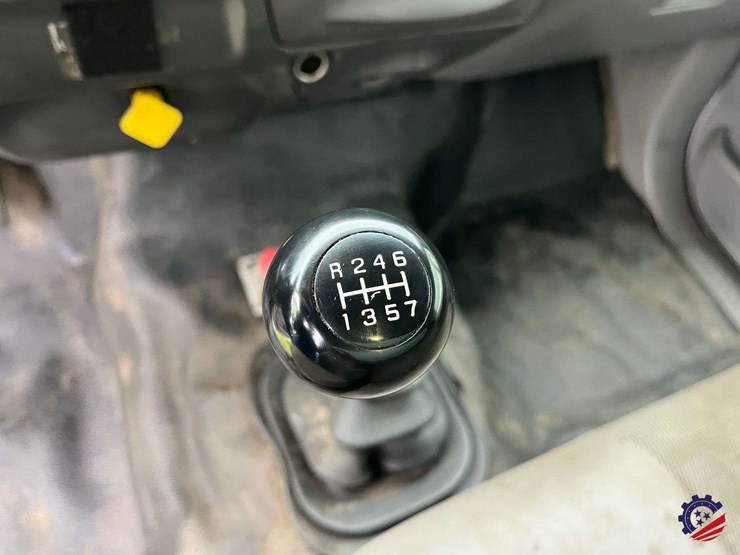 2006-ford-f750-image-52