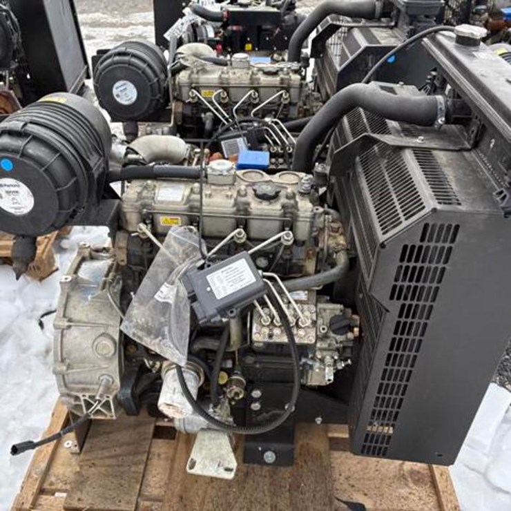Perkins 404D-22T Diesel Engine