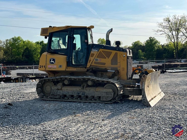 2017-deere-700k-xlt-image-6