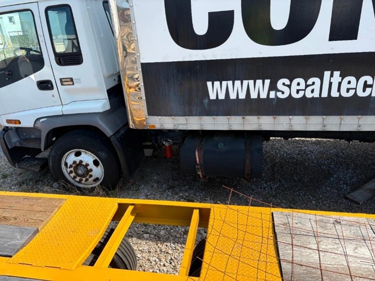 2007-gmc-t6500-image-8