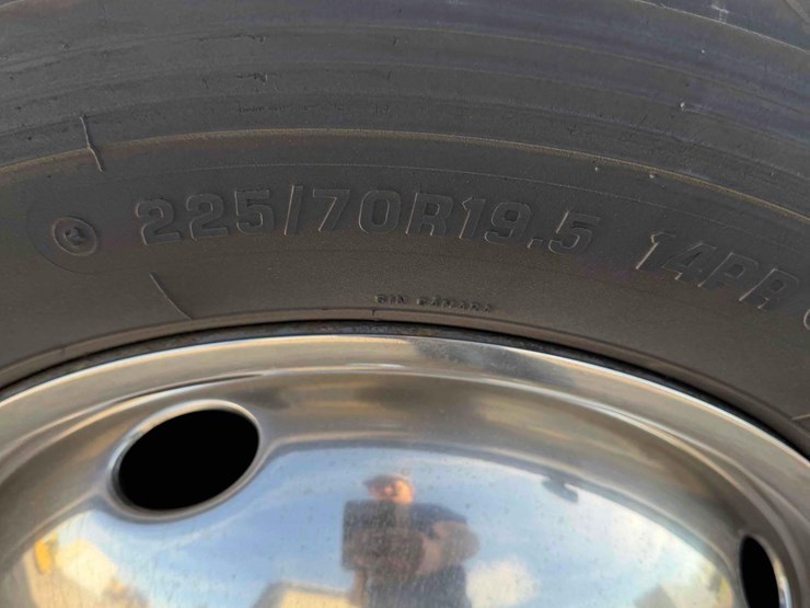 2011-ram-4500-utility-body-image-14