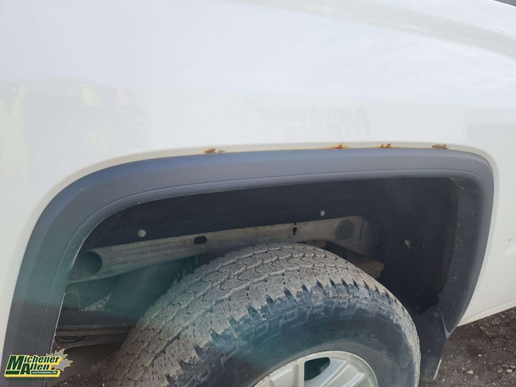 2015-gmc-sierra-1500-image-46