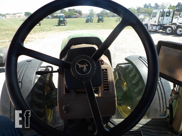 john-deere-8220-image-23
