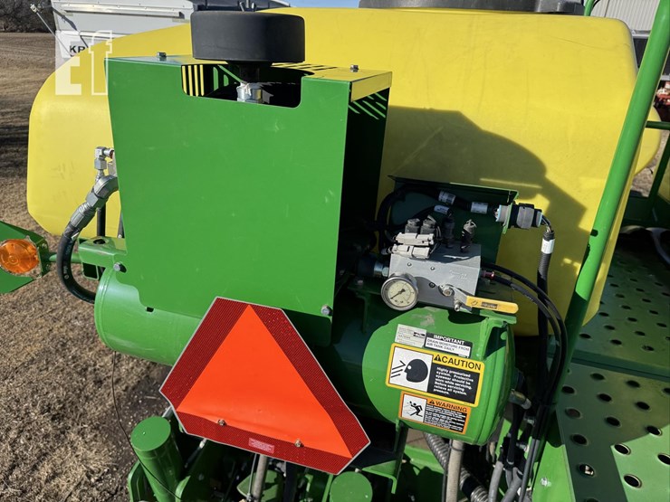 john-deere-1770-image-85