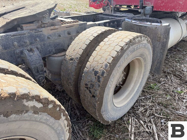 1995-peterbilt-378-image-24