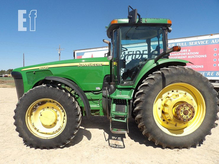 john-deere-8320-image-2
