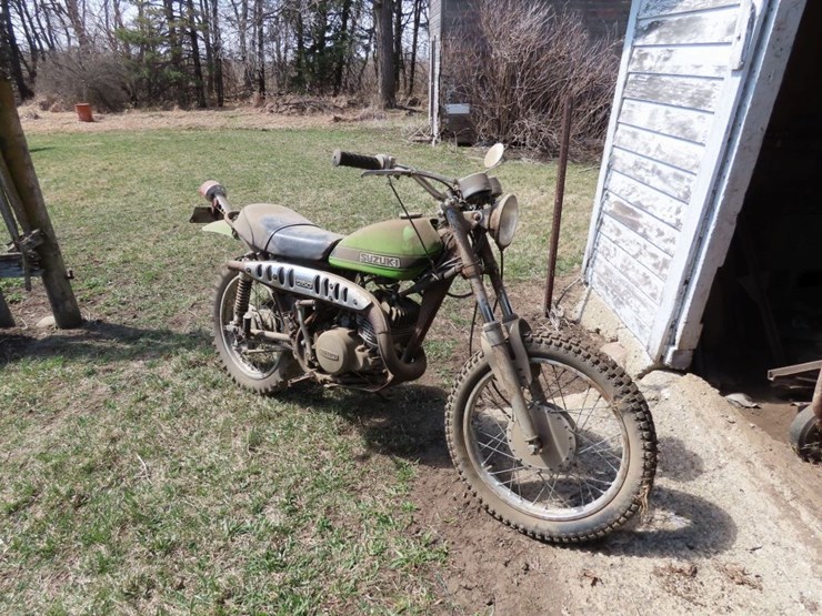 1971-suzuki-ts250-motorcycle-image-1