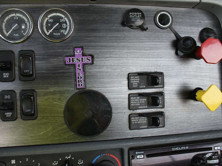 2018-freightliner-semi-3alxa7007jdjt5039-mileage:-does-not-run-image-47