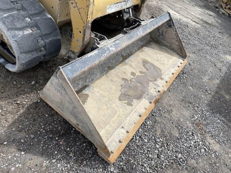 2012-caterpillar-279c2-image-15