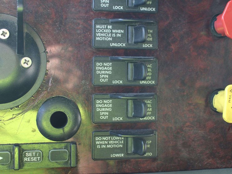 2018-freightliner-glider-3alxfbcg5jdju6490-mileage:-878554-image-32