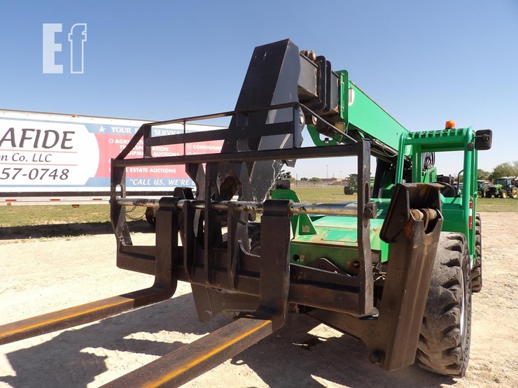 2017-sky-trak-10042-image-16