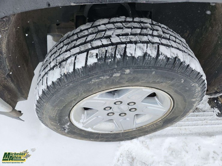 2013-gmc-sierra-1500-slt-image-10