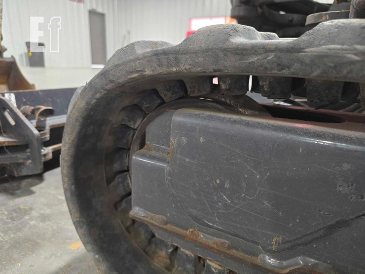 2022-bobcat-e20-image-29