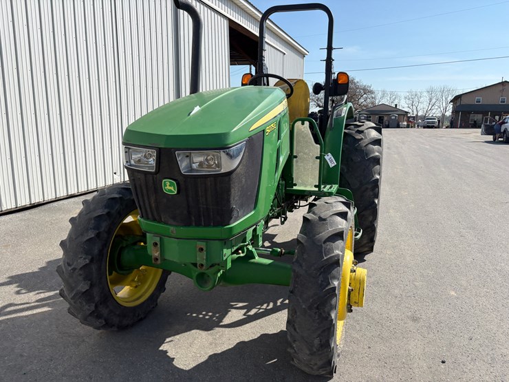 john-deere-5075e-image-4
