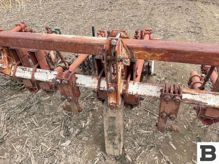 lilliston-rolling-cultivator-image-22