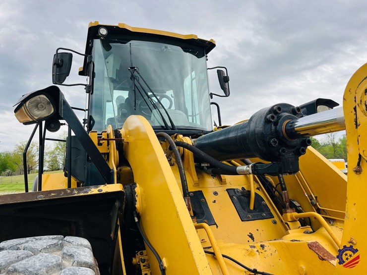 2019-caterpillar-950m-image-77