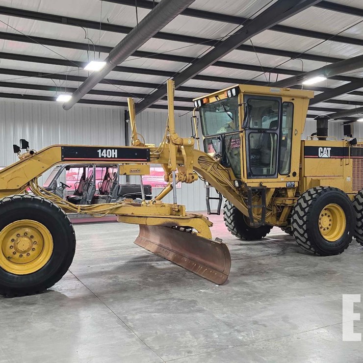 1996 CATERPILLAR 140H