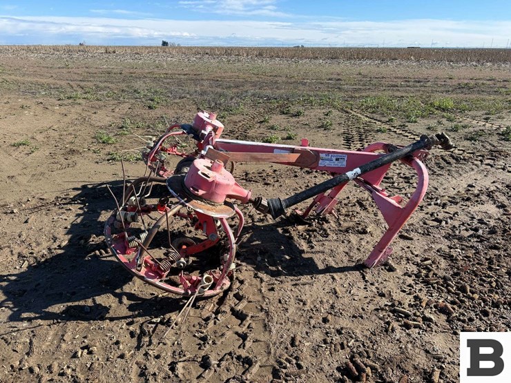 simak-hm-300-tedder-image-5