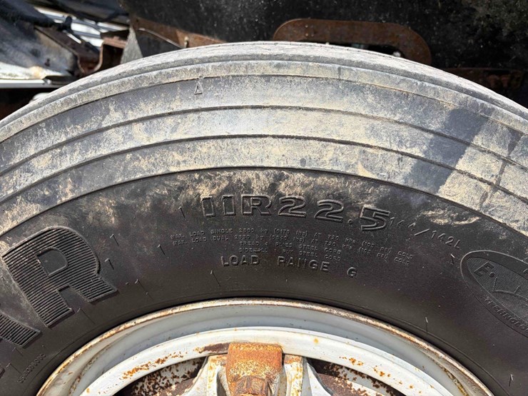 1988-international-10-image-7