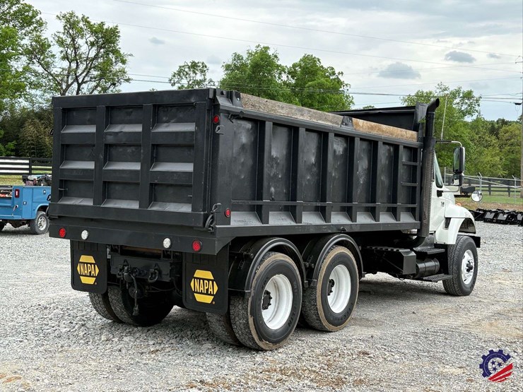 2007-international-sf525-t/a-dump-truck-image-33