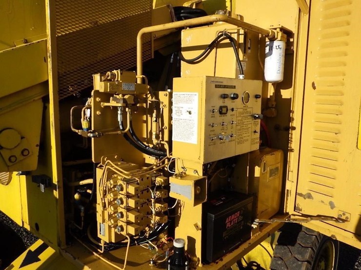 grove-telescopic-boom-lift-image-22