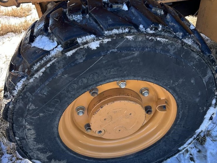 2000-case-570m-xt-image-9