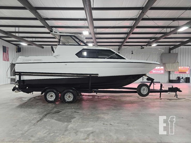 trailer-mounted-boat-image-6