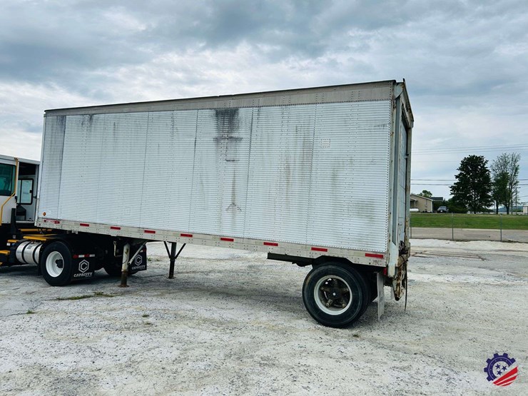 fruehauf-28ft-image-4