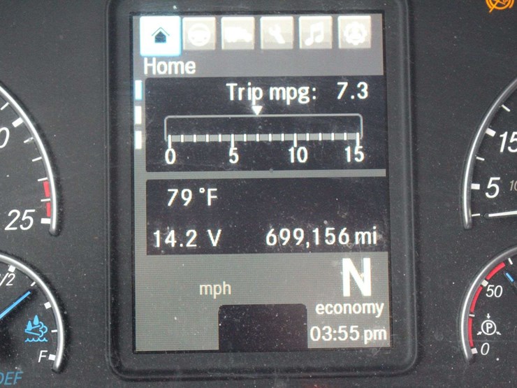 2020-freightliner-cascadia-126-image-29