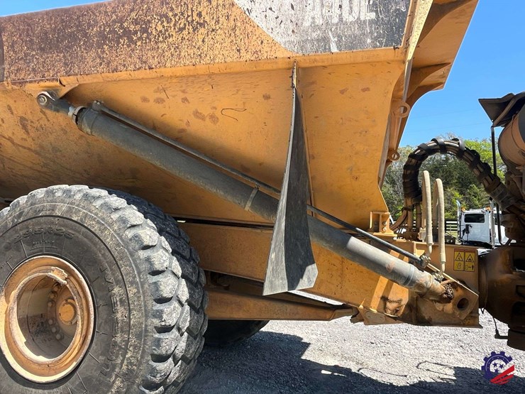 2010-volvo-a40e-image-41