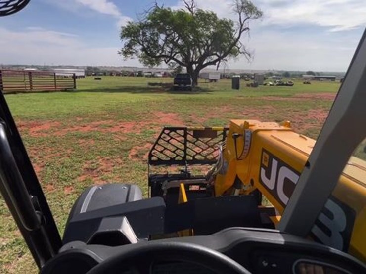 2024-jcb-505-20-image-24