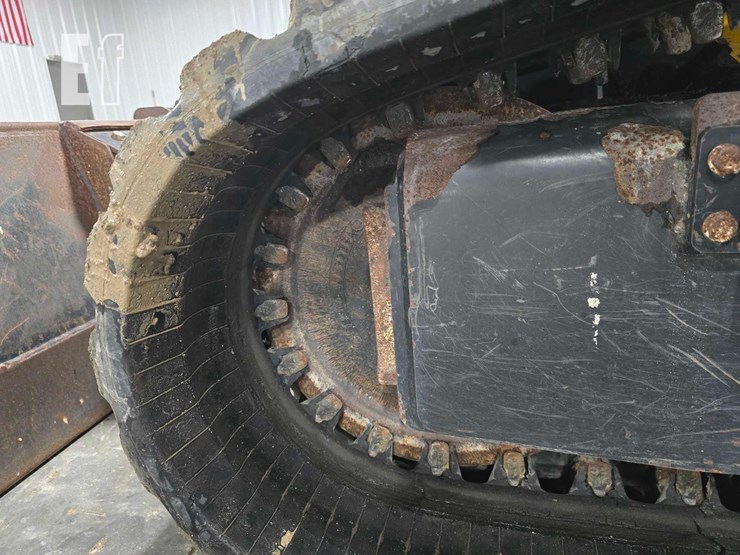 2021-jcb-3ts-8t-image-22