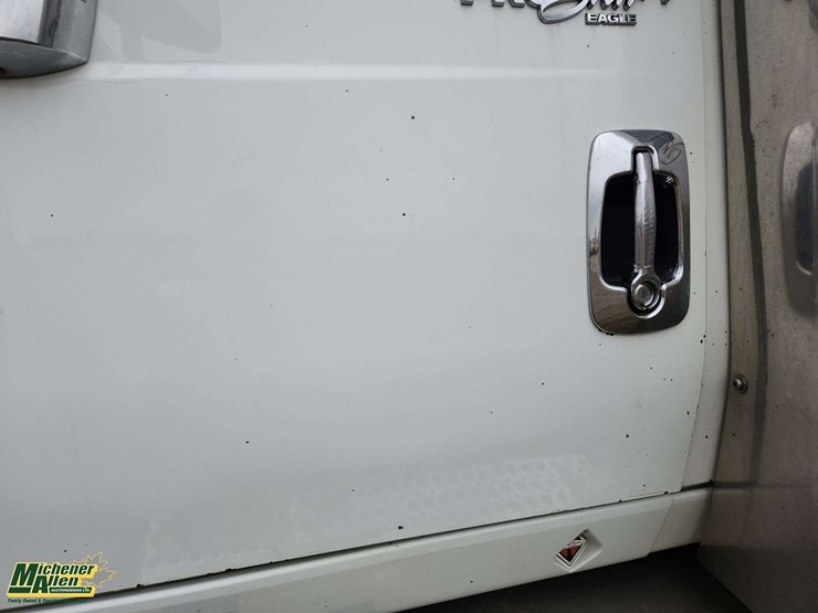 2014-international-prostar-image-37