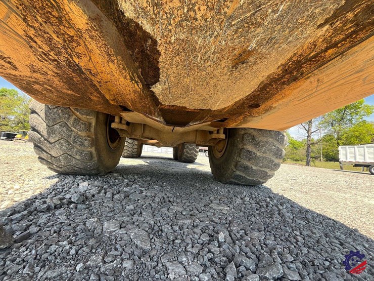 2010-volvo-a40e-image-19