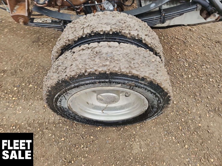 2015-ford-f550-image-14