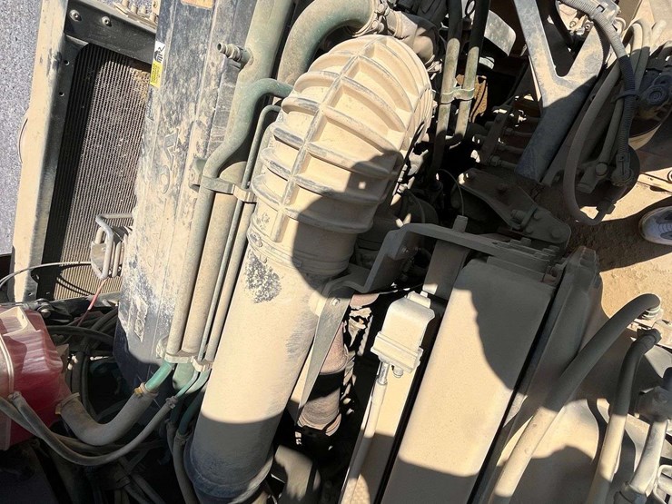 2012-volvo-a40f-image-74