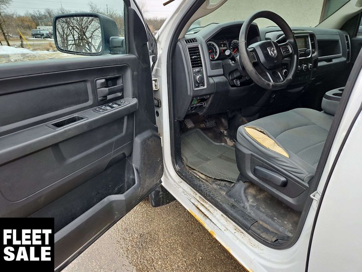 2017-dodge-1500-image-16