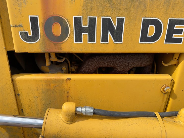 1983-deere-350c-image-13