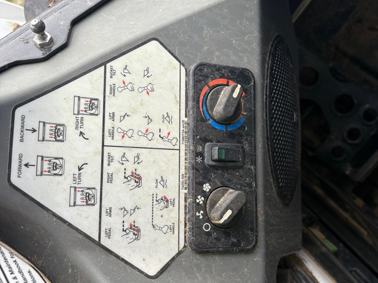 bobcat-t595-image-19