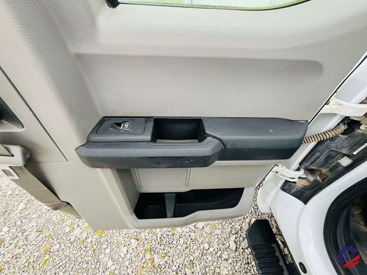 2018-ford-f550-image-61