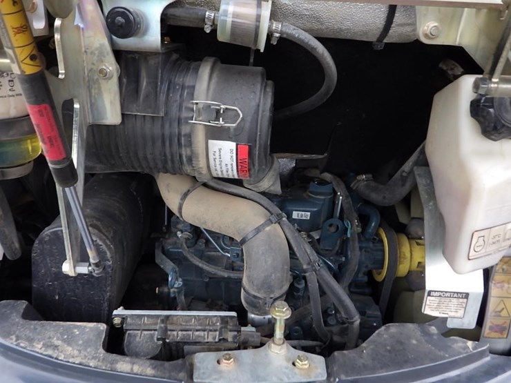 2020-bobcat-e26-image-8