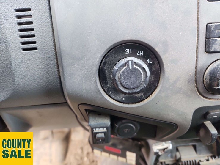 2012-ford-f550-image-14