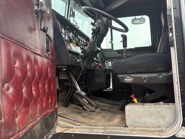 1985-kenworth-w900-image-11